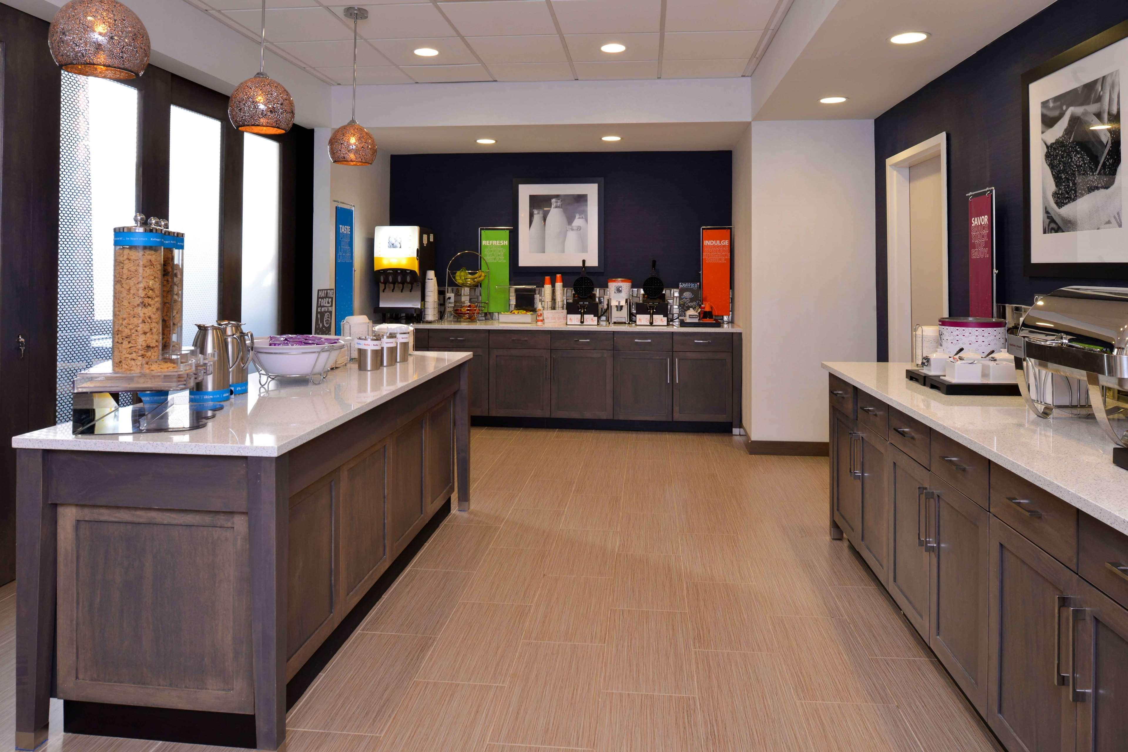 Hampton Inn & Suites Albany-East Greenbush, Ny Екстериор снимка